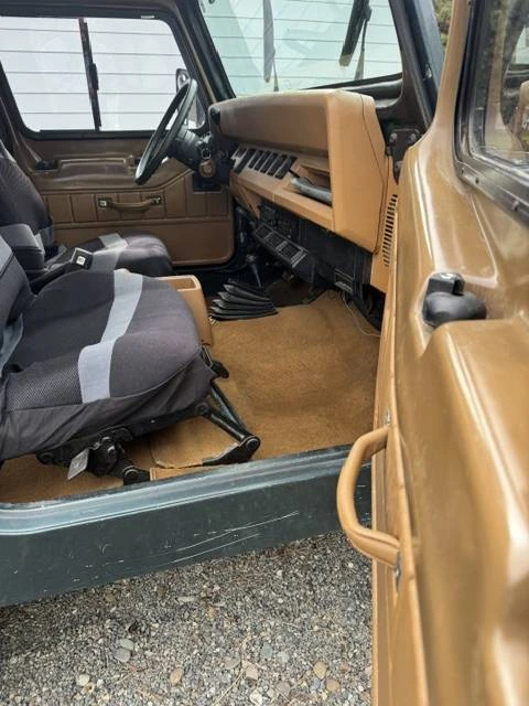 1993 Jeep YJ Wrangler - Image 6 of 12
