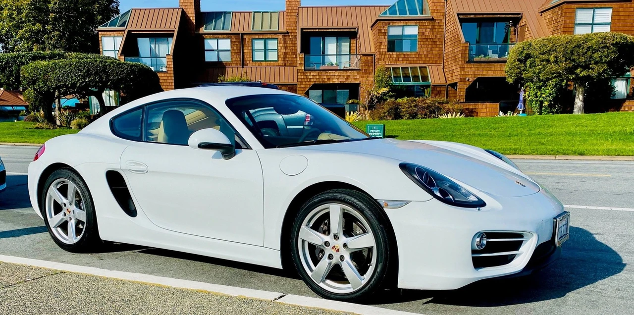 2014 Porsche 981 Cayman S - Image 10 of 31