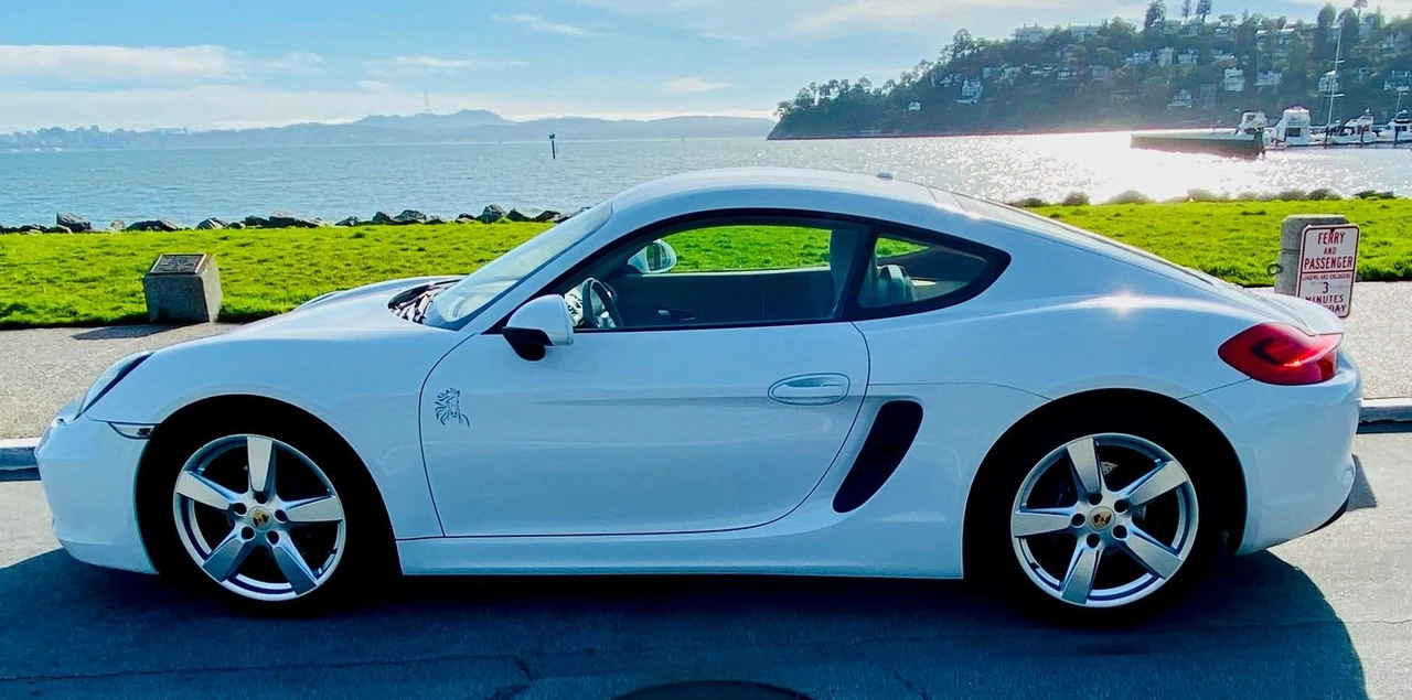 2014 Porsche 981 Cayman S - Image 13 of 31