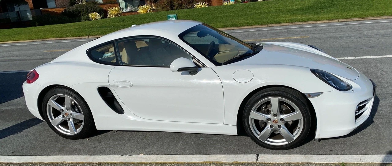 2014 Porsche 981 Cayman S - Image 2 of 31