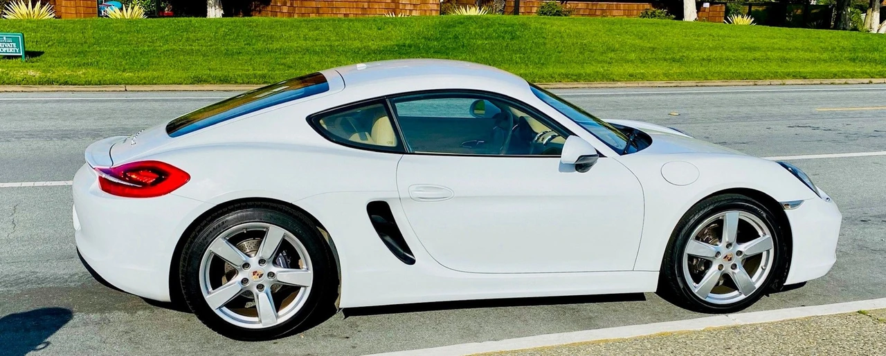 2014 Porsche 981 Cayman S - Image 5 of 31