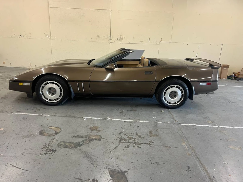 1987 Chevrolet Corvette C4 - Image 4 of 17
