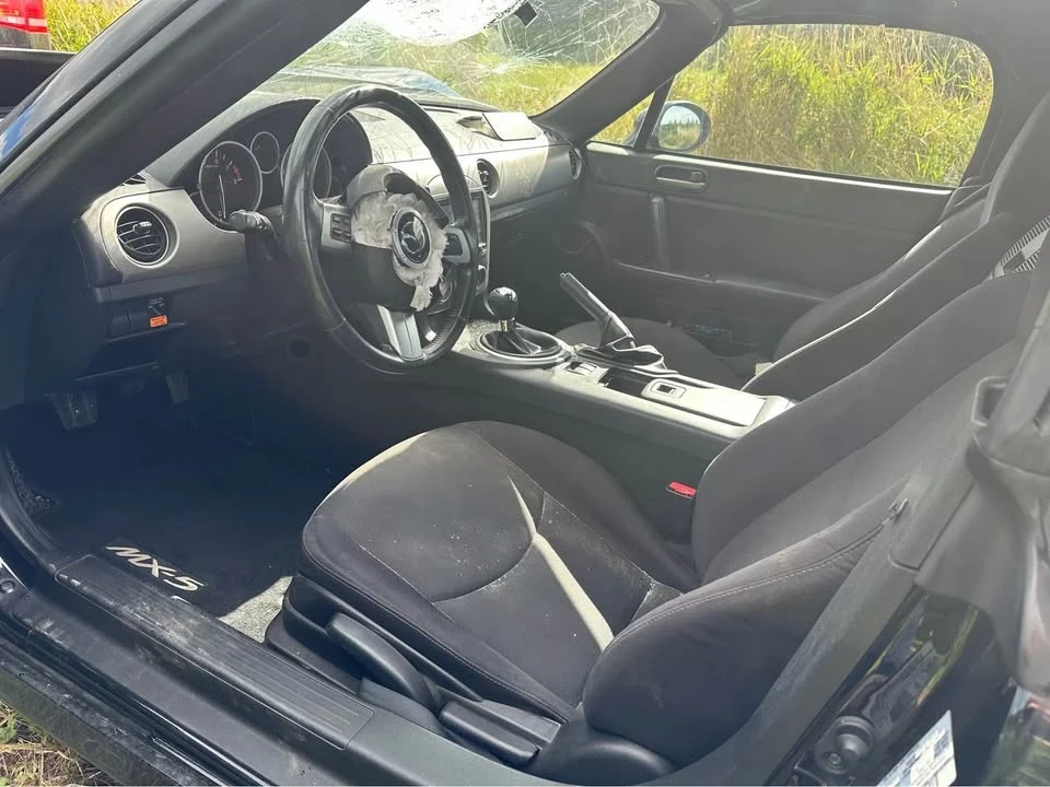 2010 Mazda NC MX-5 Miata - Image 6 of 7