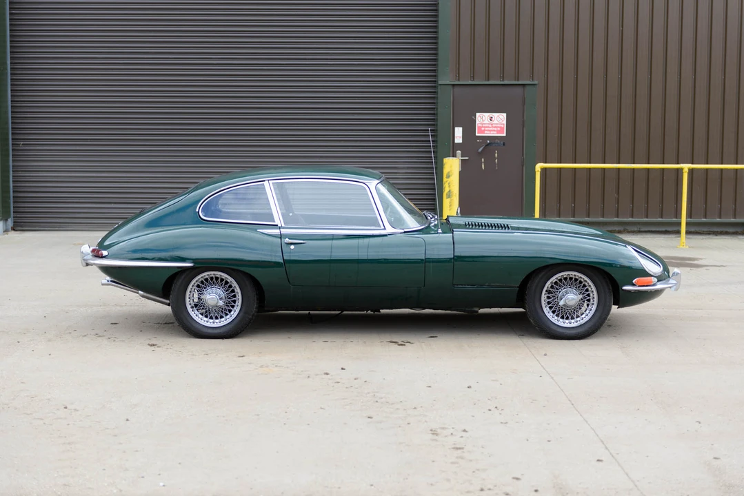 Jaguar E-Type Series 1 2+2 - Image 9 of 31