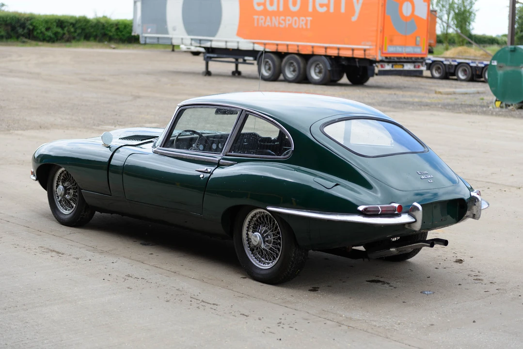 Jaguar E-Type Series 1 2+2 - Image 14 of 31