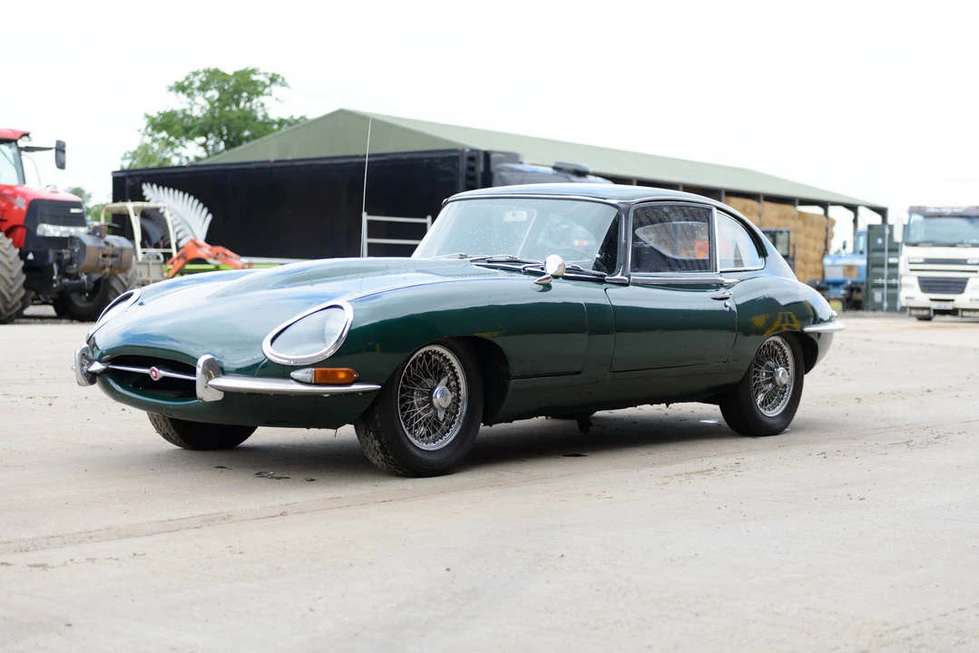 Jaguar E-Type Series 1 2+2 - Image 5 of 31