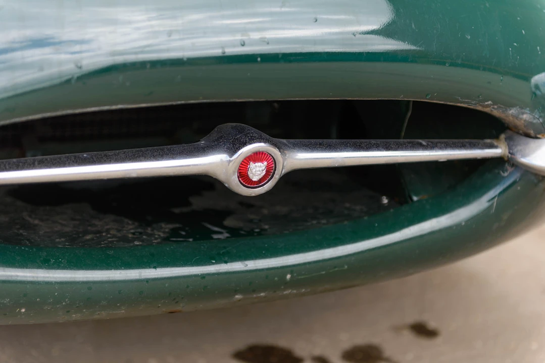 Jaguar E-Type Series 1 2+2 - Image 20 of 31