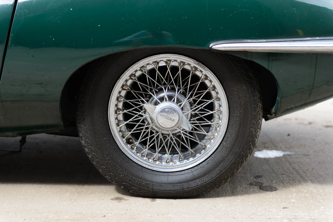 Jaguar E-Type Series 1 2+2 - Image 25 of 31