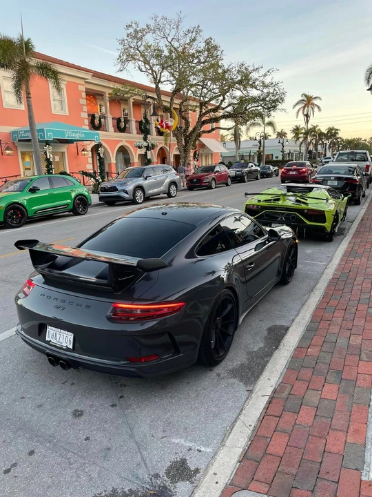 2018 Porsche 991 GT3 - Image 9 of 10