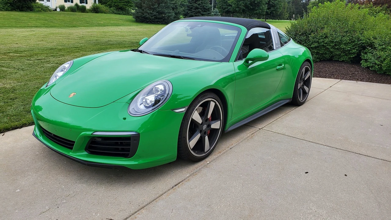 2017 Porsche 991 Targa 4 & 4S - Image 2 of 5