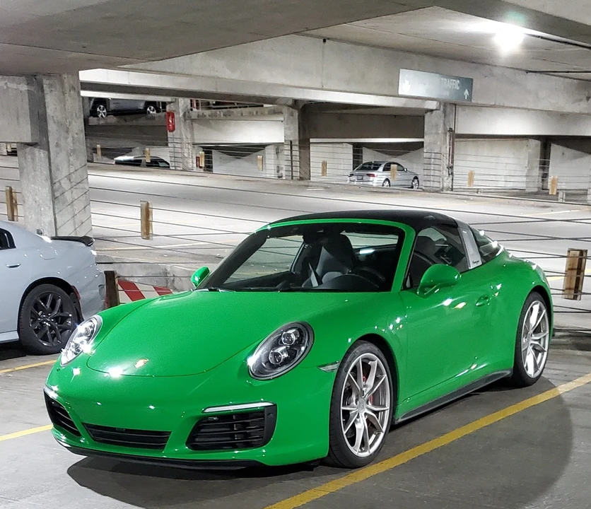 2017 Porsche 991 Targa 4 & 4S - Image 4 of 5