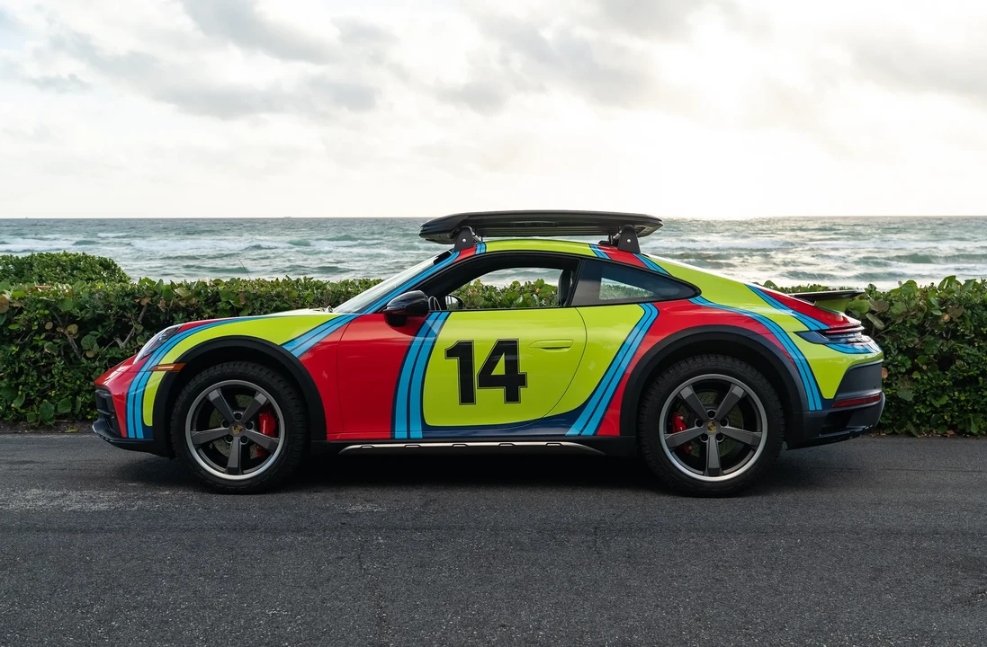 2024 Porsche 992 Dakar - Image 7 of 31