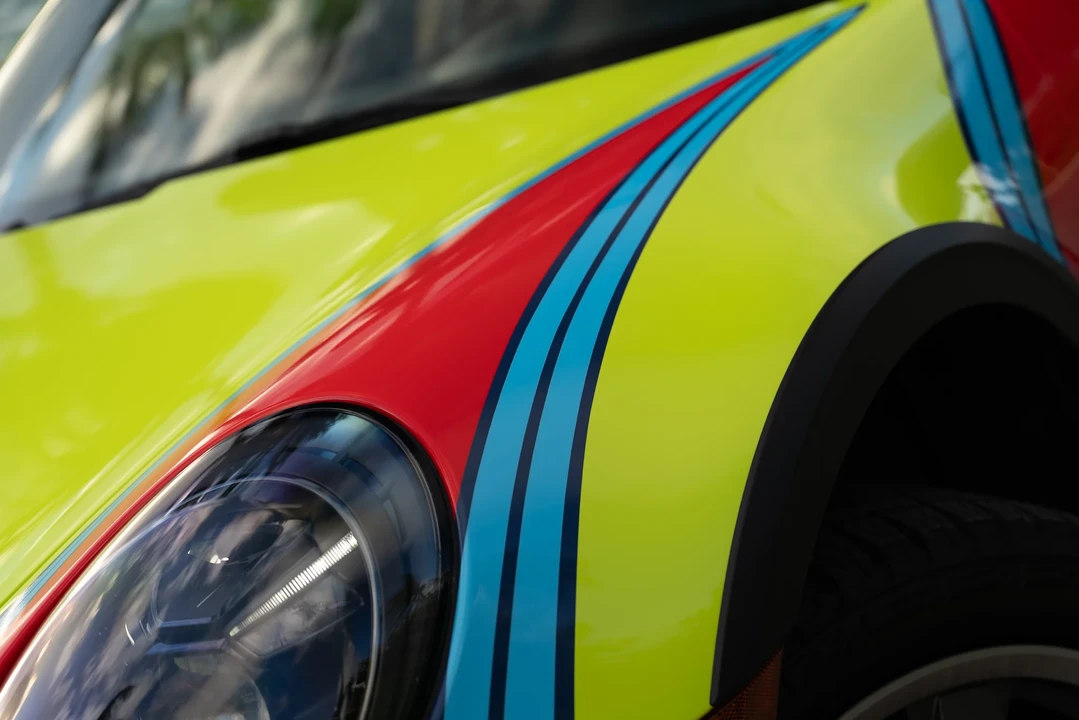 2024 Porsche 992 Dakar - Image 25 of 31