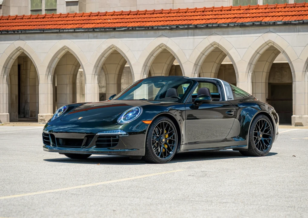 2016 Porsche 991 Targa 4 GTS - Image 5 of 31