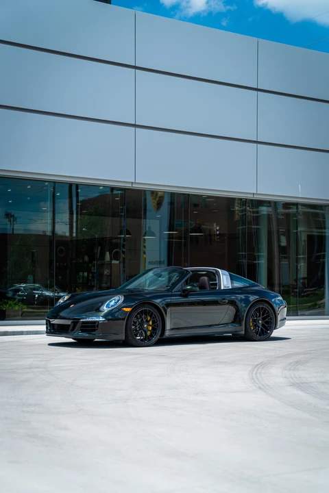 2016 Porsche 991 Targa 4 GTS - Image 2 of 31