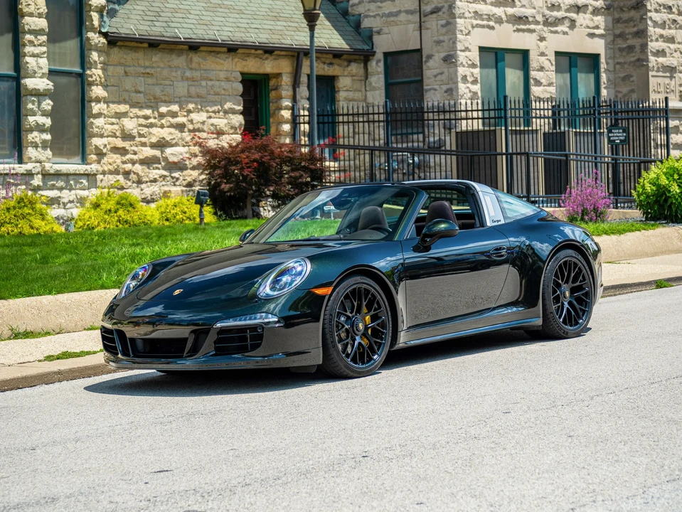 2016 Porsche 991 Targa 4 GTS - Image 6 of 31