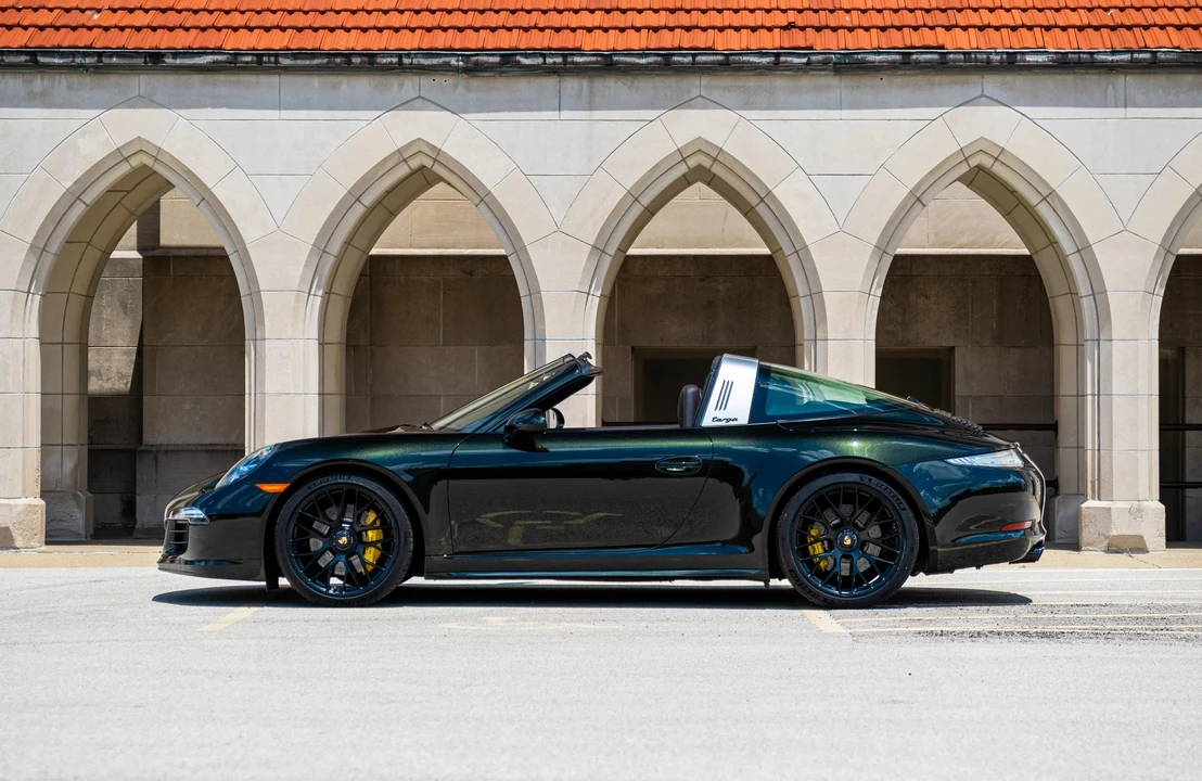 2016 Porsche 991 Targa 4 GTS - Image 11 of 31