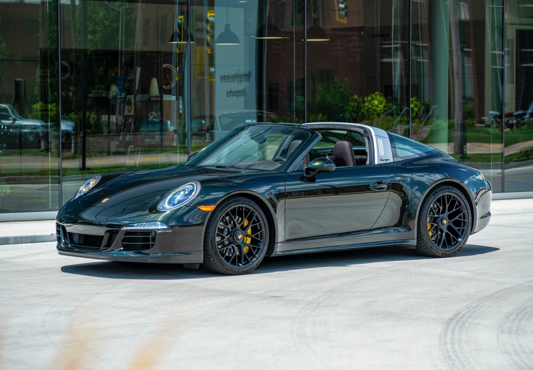2016 Porsche 991 Targa 4 GTS - Image 7 of 31