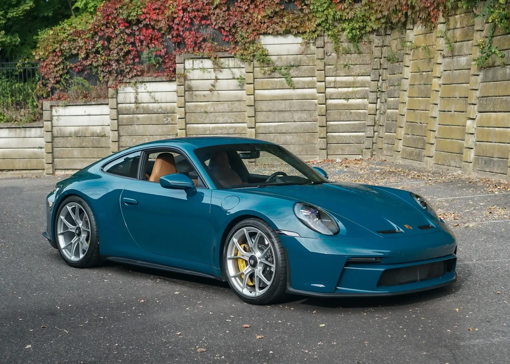 2022 Porsche 992 GT3 Touring - Image 2 of 6