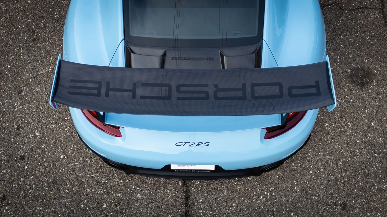 2018 Porsche 991 GT2 RS - Image 6 of 15