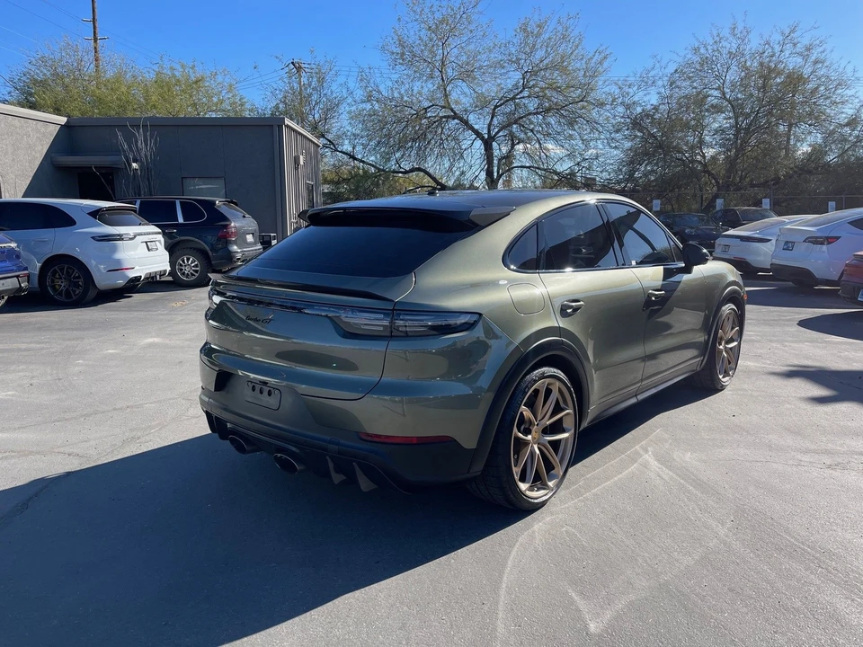 2022 Porsche 9Y0/9Y3 Cayenne Turbo GT - Image 2 of 14