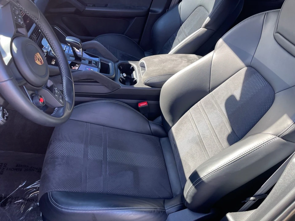 2022 Porsche 9Y0/9Y3 Cayenne Turbo GT - Image 8 of 14