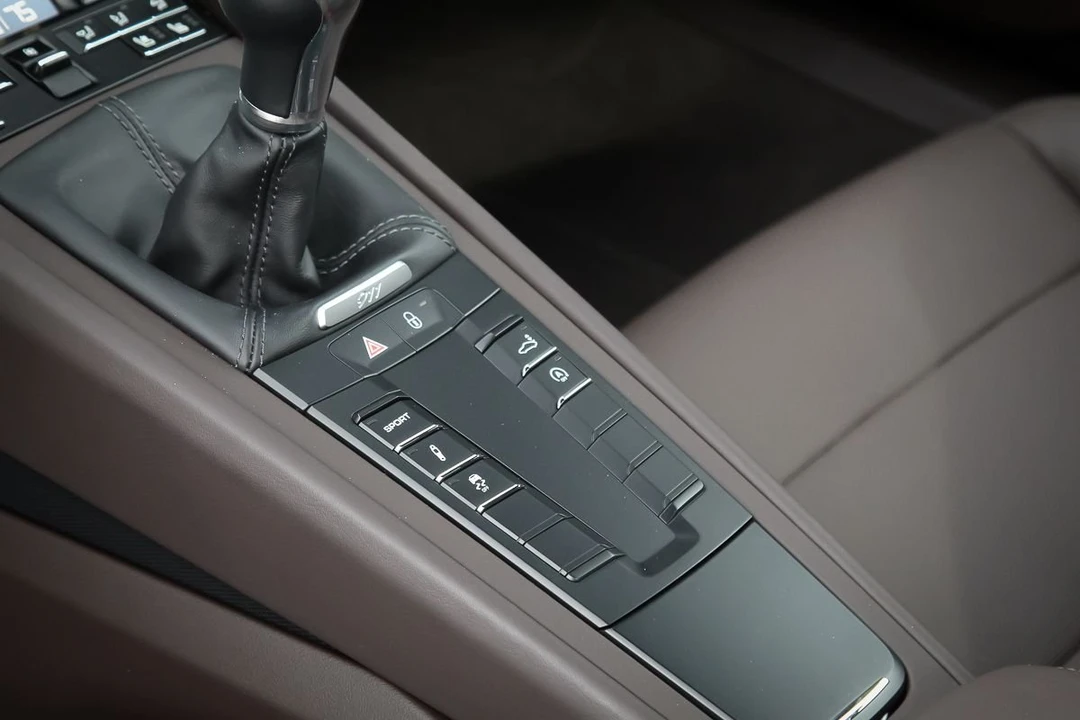 2018 Porsche 991 Carrera 4S - Image 16 of 22