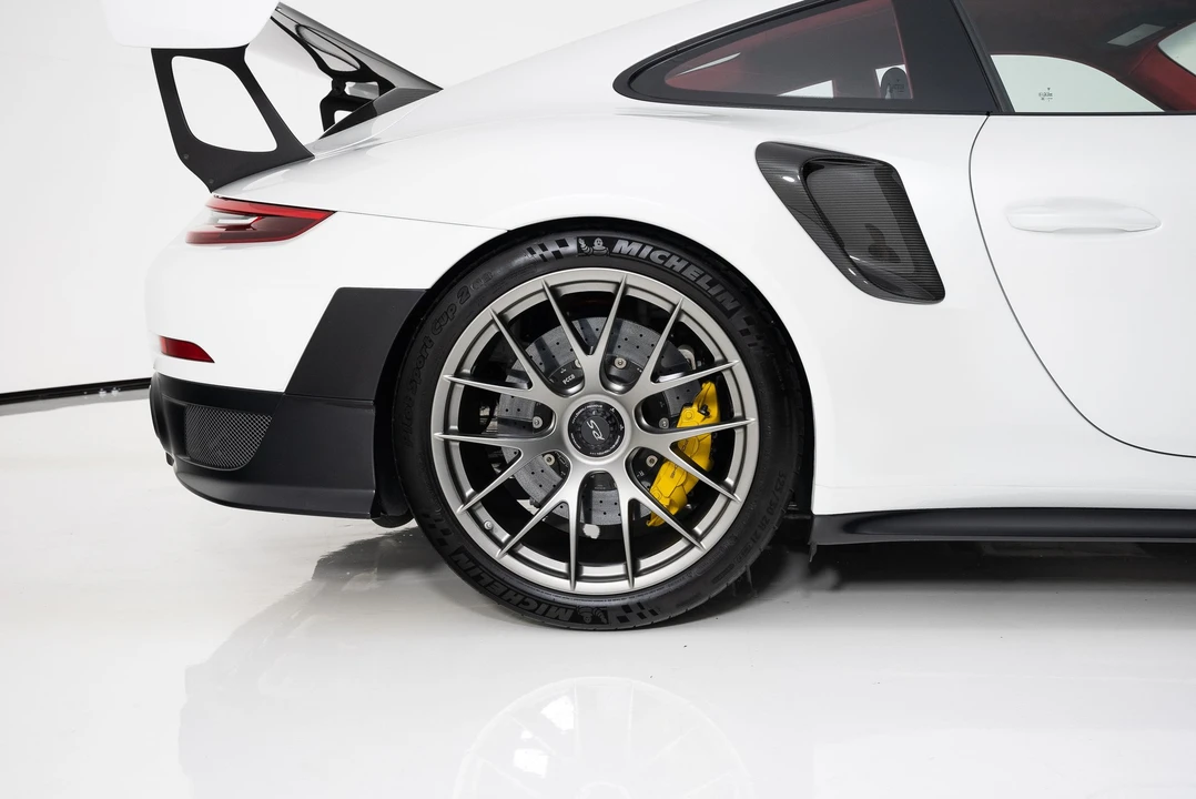 2018 Porsche 991 GT2 RS - Image 10 of 27