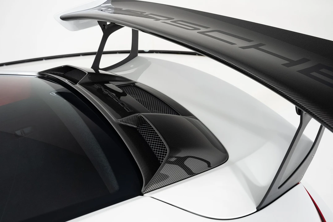 2018 Porsche 991 GT2 RS - Image 25 of 27