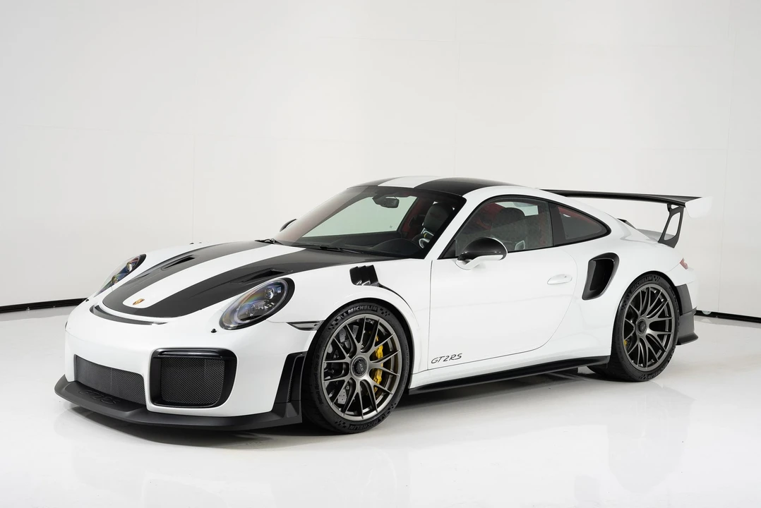 2018 Porsche 991 GT2 RS - Image 7 of 27