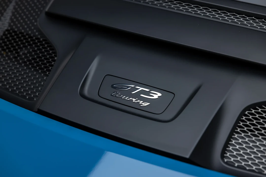 2022 Porsche 992 GT3 Touring - Image 21 of 31