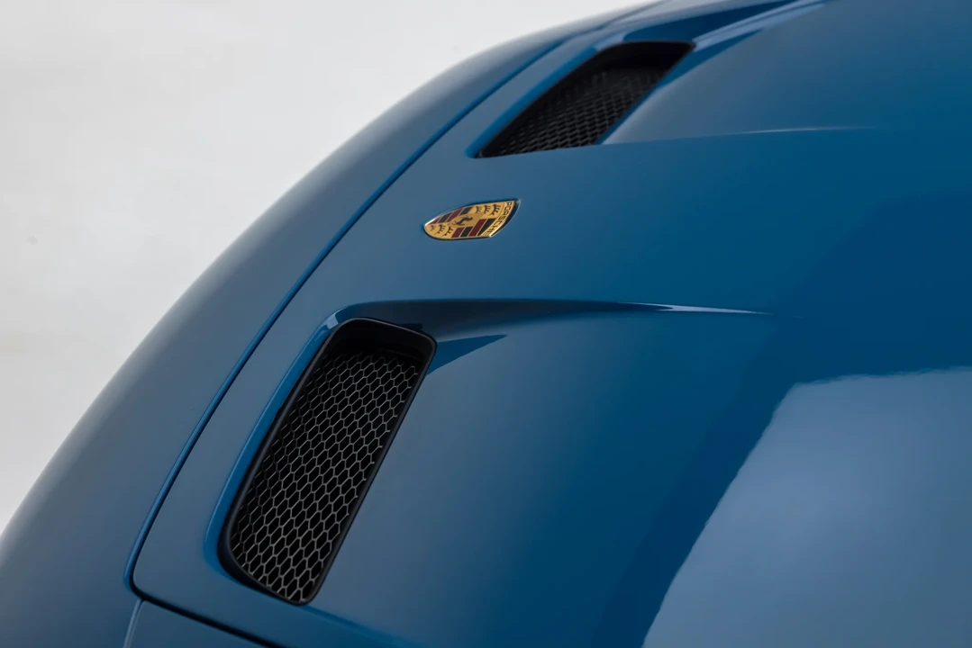 2022 Porsche 992 GT3 Touring - Image 15 of 31