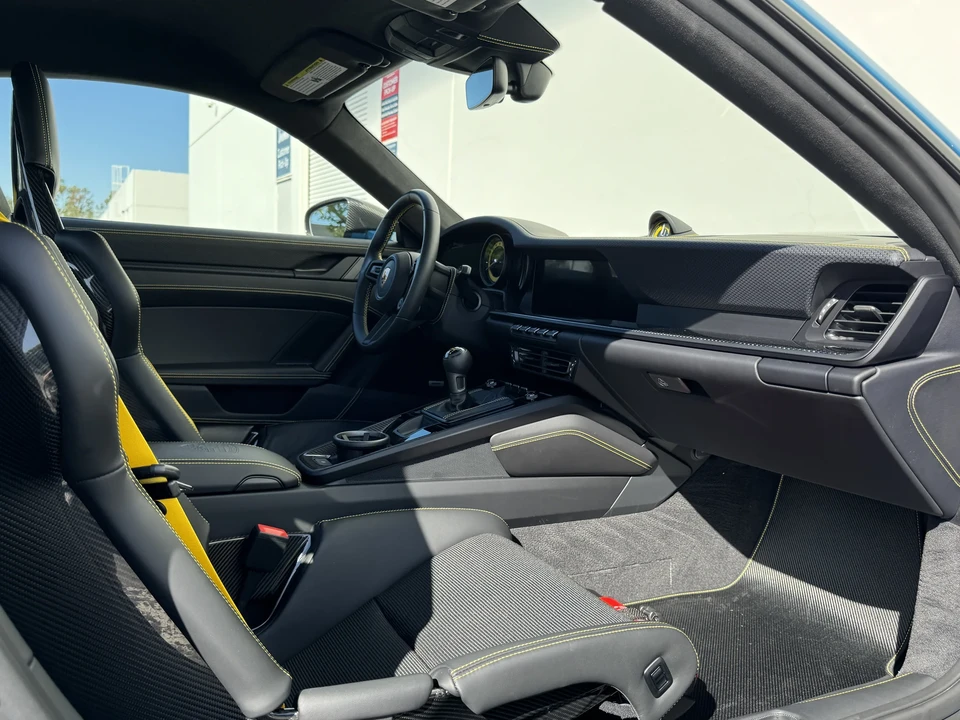 2022 Porsche 992 GT3 Touring - Image 28 of 31