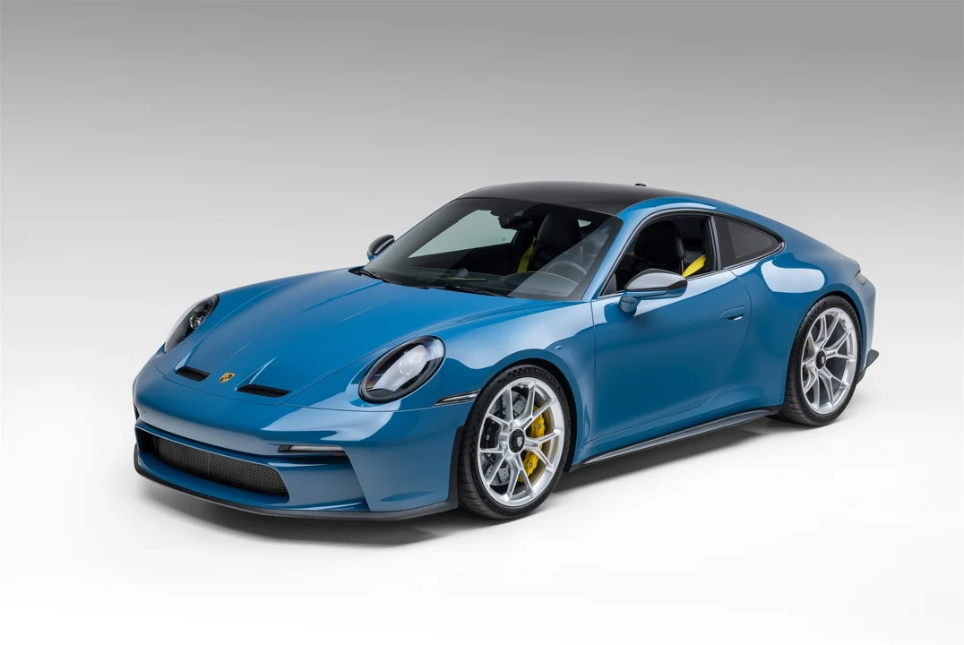 2022 Porsche 992 GT3 Touring - Image 2 of 31