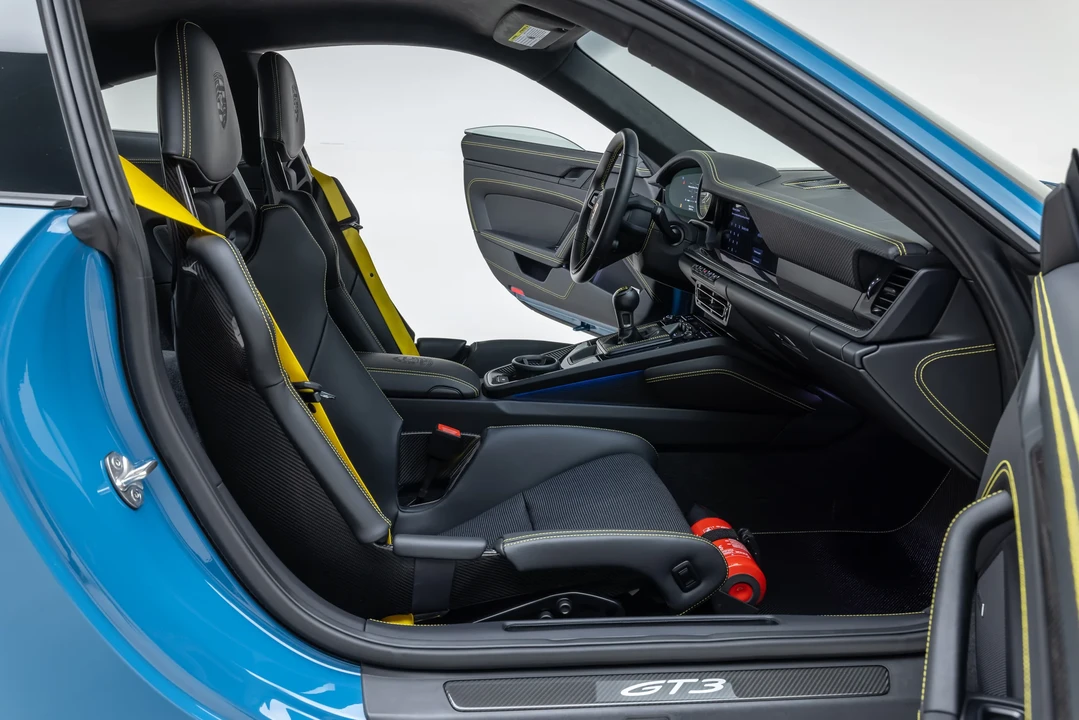 2022 Porsche 992 GT3 Touring - Image 25 of 31