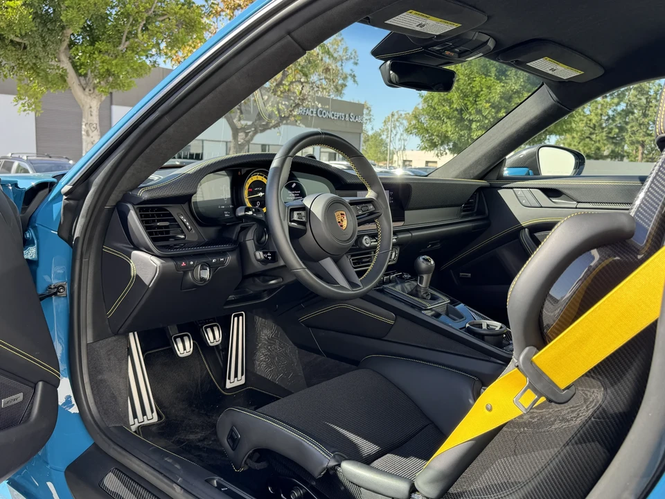 2022 Porsche 992 GT3 Touring - Image 27 of 31