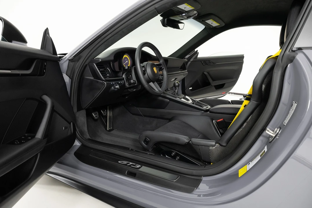 2023 Porsche 992 GT3 - Image 13 of 31