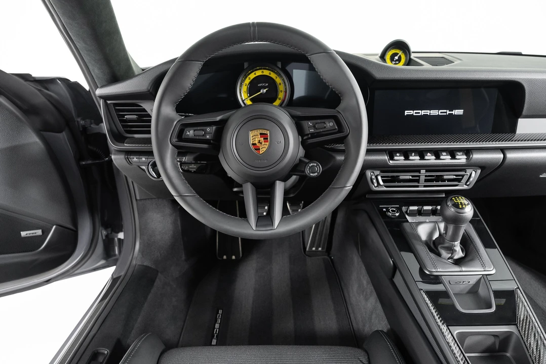 2023 Porsche 992 GT3 - Image 16 of 31