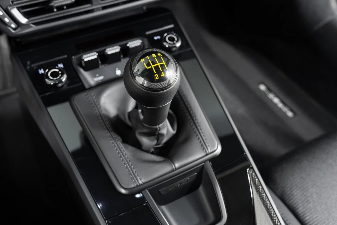 2023 Porsche 992 GT3 - Image 19 of 31