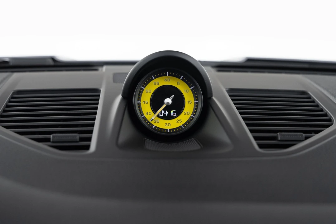2023 Porsche 992 GT3 - Image 23 of 31