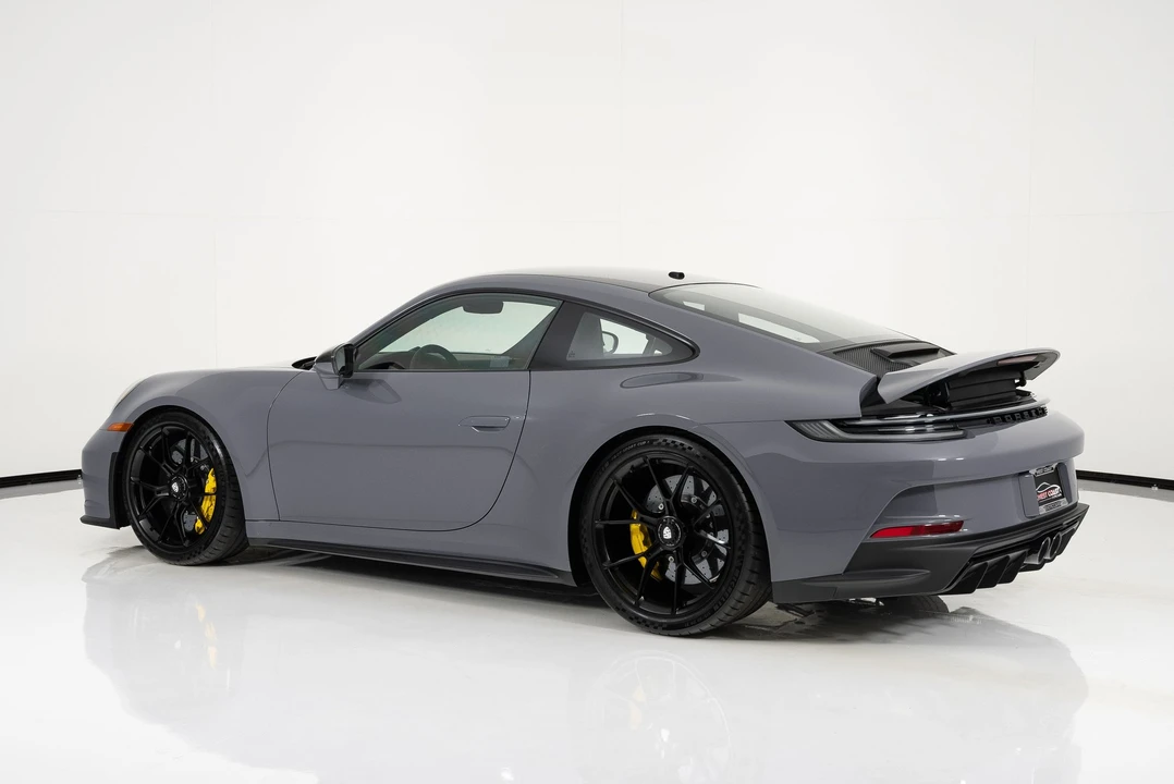 2023 Porsche 992 GT3 - Image 5 of 31