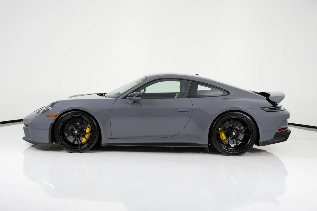 2023 Porsche 992 GT3 - Image 6 of 31