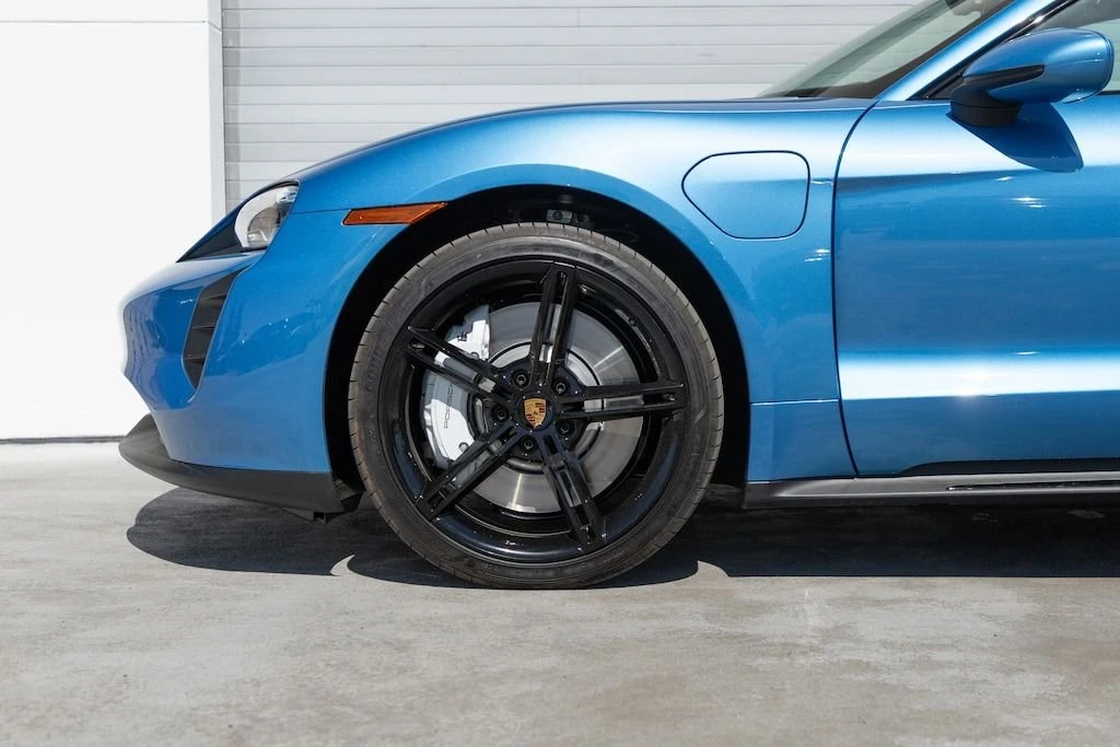 2024 Porsche Taycan GTS - Image 4 of 11