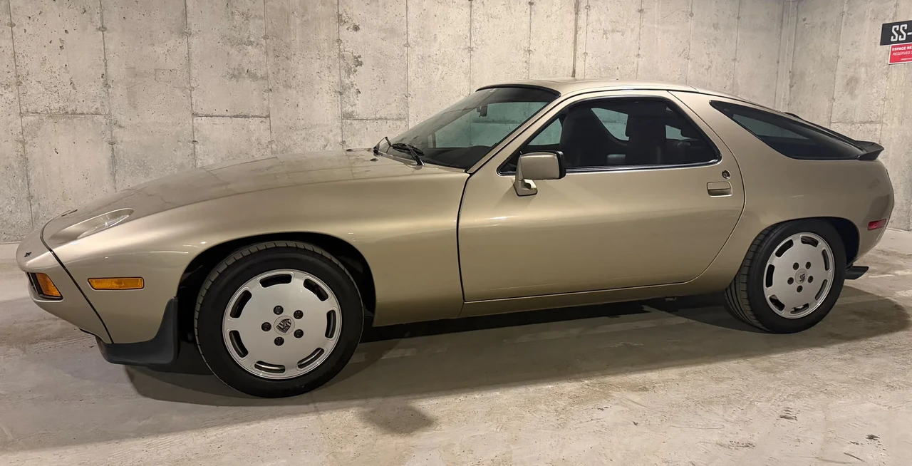 1986 Porsche 928 S - Image 8 of 31