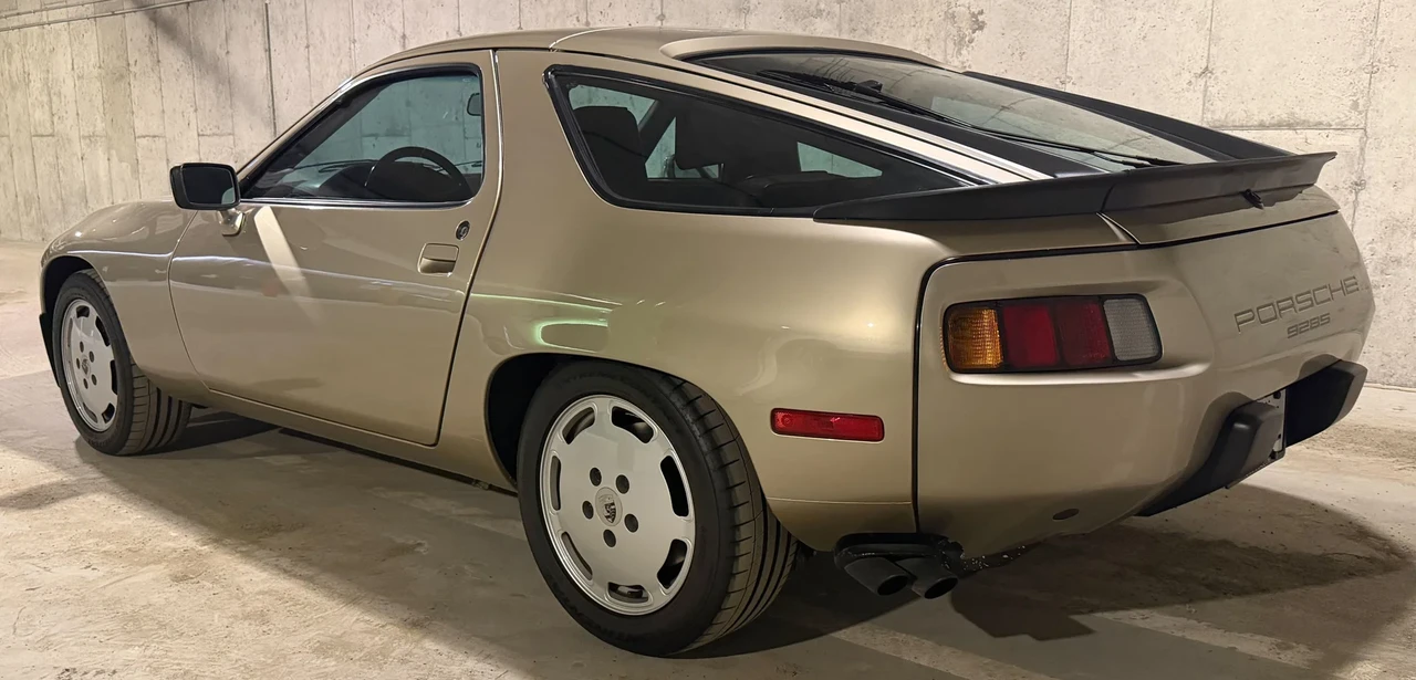 1986 Porsche 928 S - Image 12 of 31
