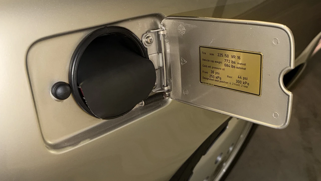 1986 Porsche 928 S - Image 31 of 31
