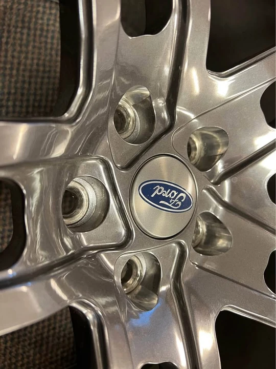 2017 Parts & Memorabilia Other Wheels - Image 2 of 6