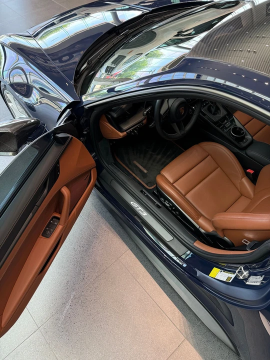 2022 Porsche 992 GT3 - Image 6 of 12