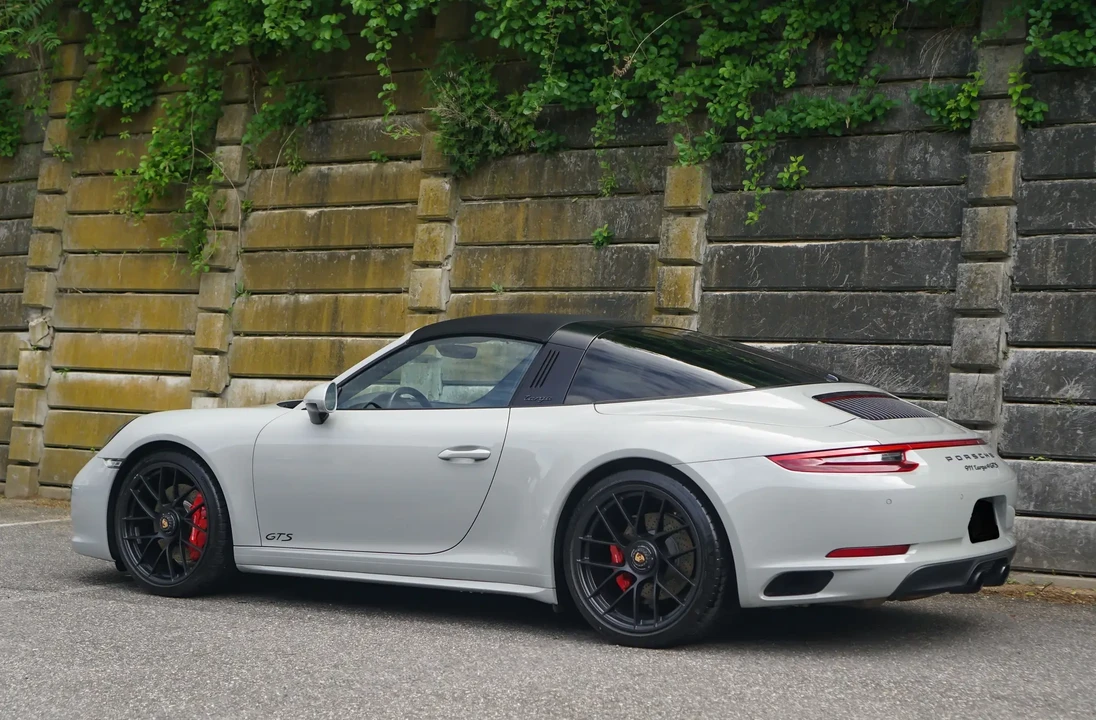 2017 Porsche 991 Targa 4 GTS - Image 2 of 6