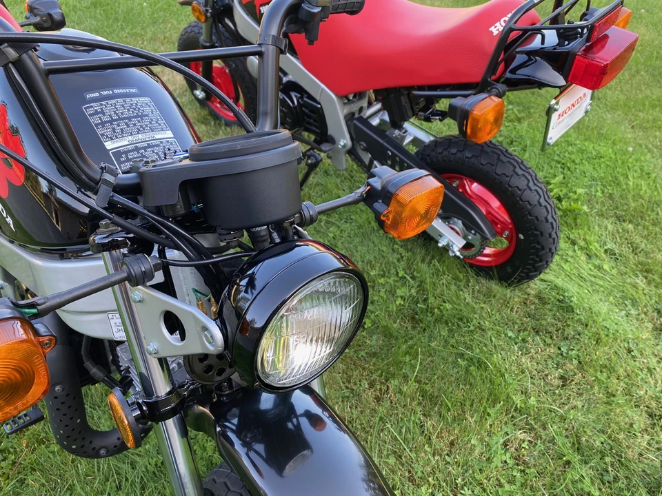 1988 Honda Motorcycles - Image 25 of 31